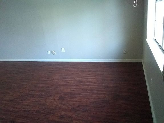 2nd image of 1215 Tulane Ave APT B