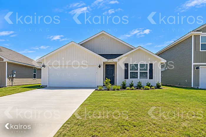 220 Monarch Ln