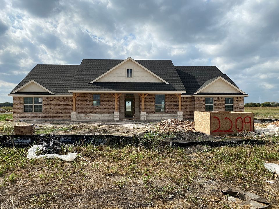 1st image of 2209 Bourland St