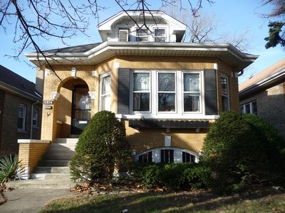 2814 S Maple Ave, Berwyn, IL, 60402