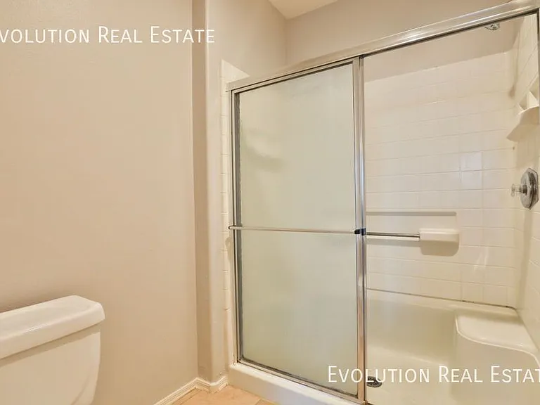 2134 E Broadway Rd #1049 — Photo 19