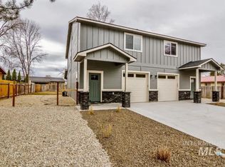 315 6th St UNIT B, Wilder, ID 83676