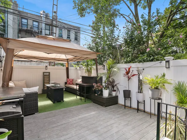 25-63 38th Street image 3 of 10