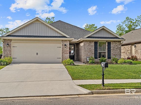 3rd image of 16098 Trace Dr