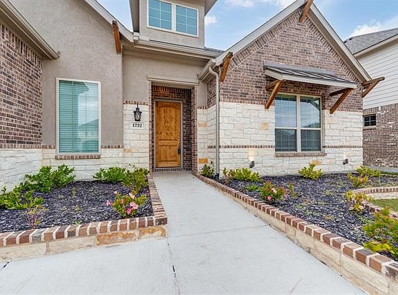 3rd image of 1732 Bellinger Dr
