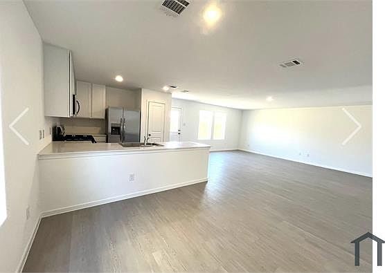 3rd image of 6330 Marigold Blaze Dr #2