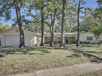 1801 Cresthaven Dr, Pantego, TX, 76013