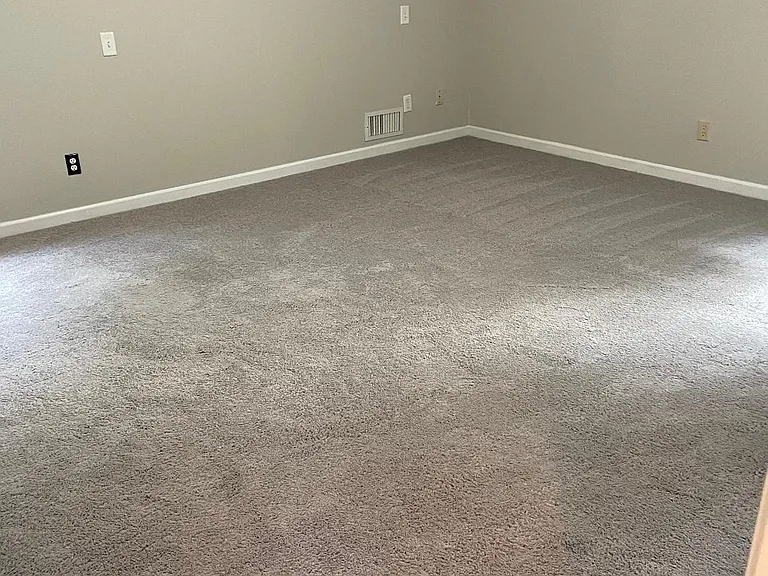 1081 Colony Dr — Photo 9