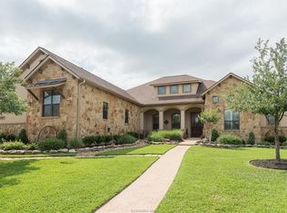 5407 Saint Andrews Dr, College Station, TX 77845