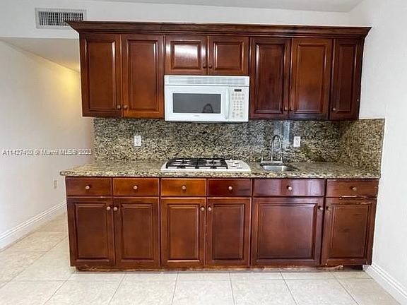 4th image of 11450 SW 42nd Ter