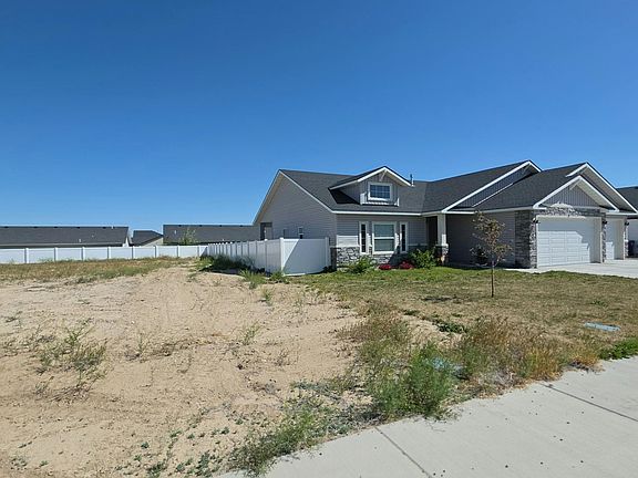 3rd image of 1226 Frank Henry Rd