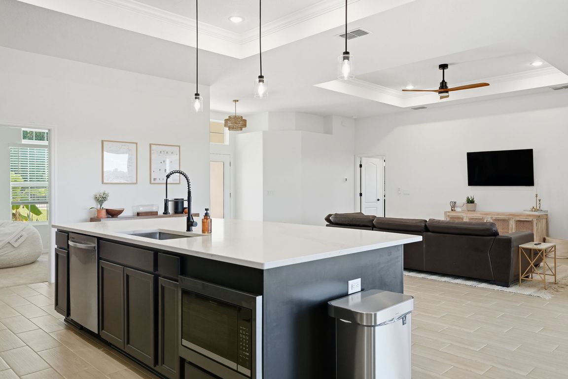 next background image