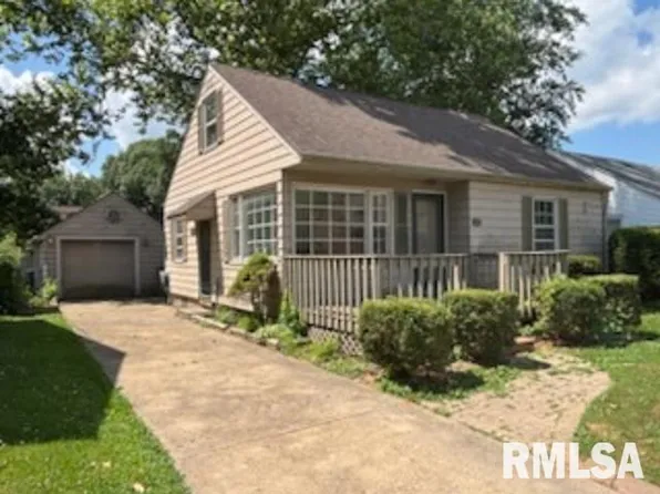 2714 W Laura Ave, West Peoria, IL 61604