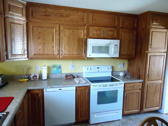 2nd image of 25 Hilltop Dr