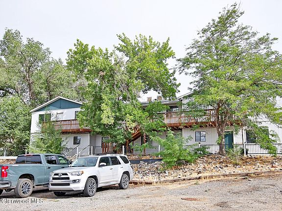 2nd image of 930 Iowa Ave APT 5