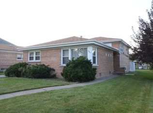 6962 W Main St, Niles, IL 60714