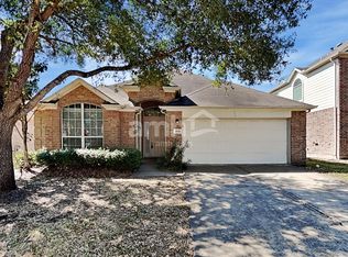 2818 Edgewick Elm St, Fresno, TX 77545