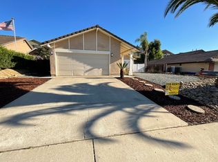 1863 Donahue Dr, El Cajon, CA 92019