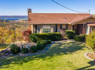 500 Table Rock Hts, Hollister, MO 65672