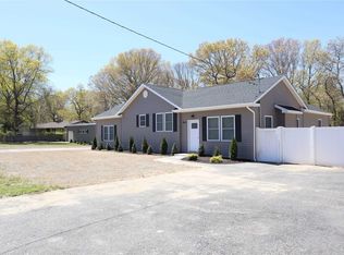 451 Lucerne Ave, Shirley, NY 11967