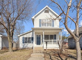 1014 12th Ave SE, Cedar Rapids, IA 52401