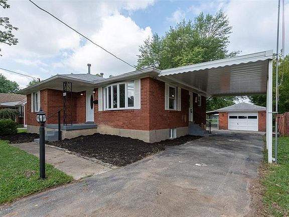 3rd image of 8008 Nancy Ln
