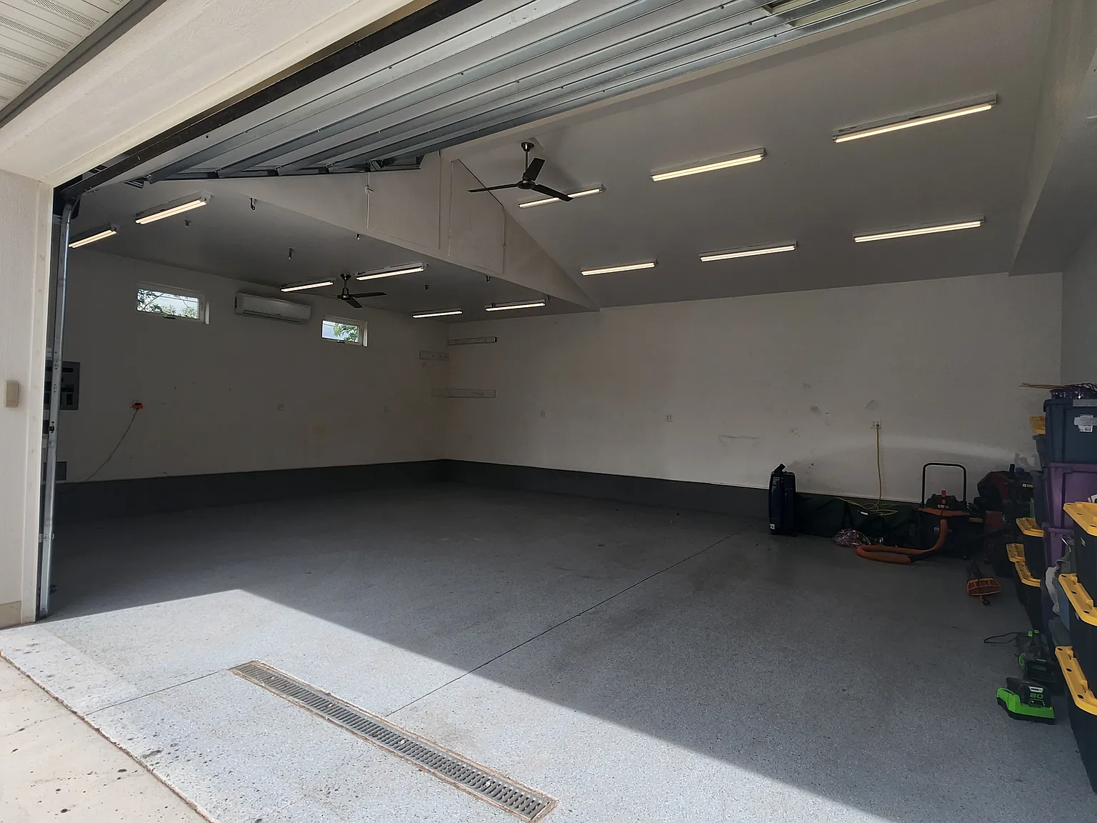 2551 E Gregson Ave — Photo 3