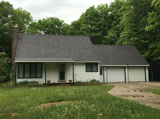 2196 W Dixon Lake Dr, Gaylord, MI 49735