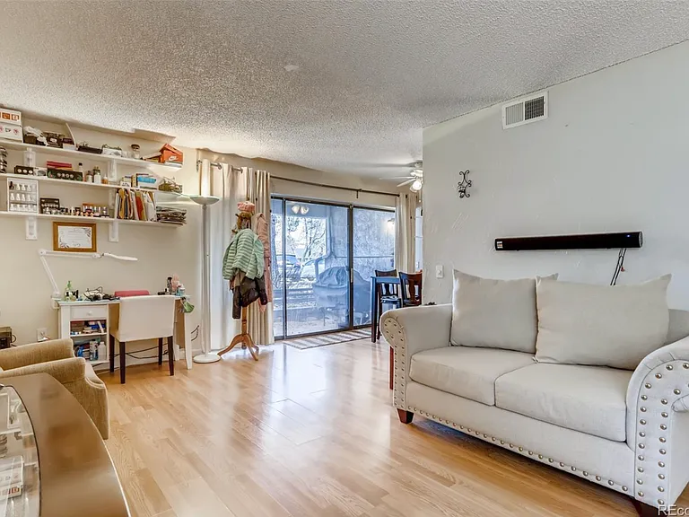 6420 S Dayton St #J2 — Photo 1