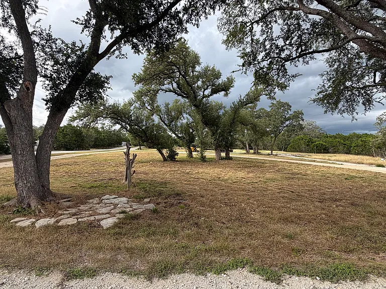 22167 FM 306 — Photo 13