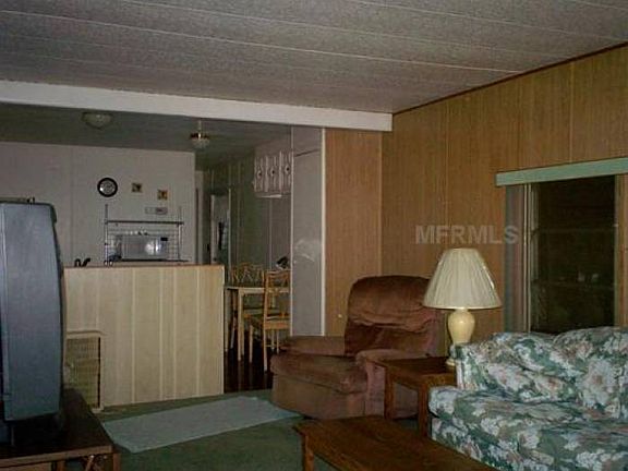 4th image of 5728 Holiday Park Blvd