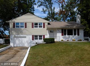 7424 Chatham St, Springfield, VA 22151