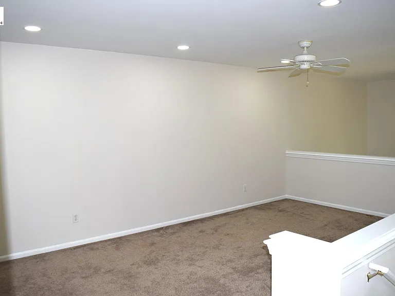 1566 Heron Cir — Photo 13