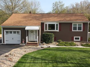 306 Garretson Rd, Bridgewater, NJ 08807