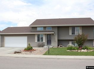 2010 Omaha Trl, Bar Nunn, WY 82601