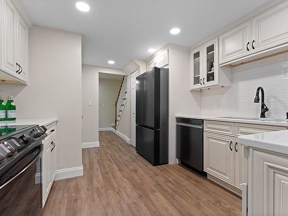 3rd image of 1100 Salem St APT 24
