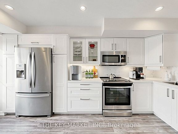 4th image of 435 English Rose Ln #14