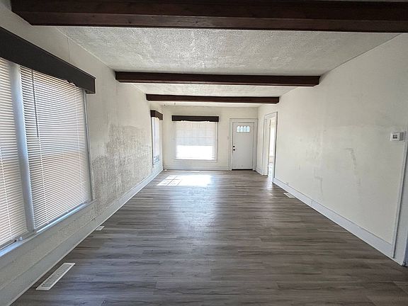 2nd image of 1503 Nicklin Ave