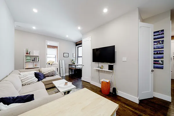 Rented by Douglas Elliman | media 5