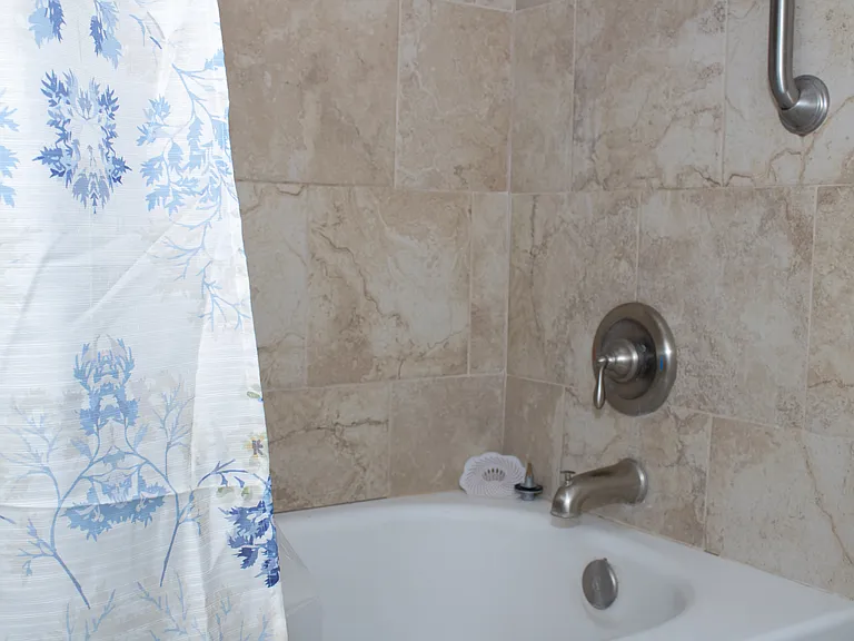 11715 Brighton Ln — Photo 13