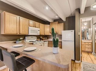 50 N Clarkson St APT 304, Denver, CO 80218