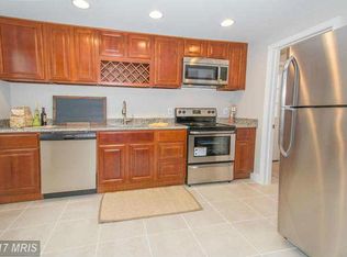 112 Buckingham Dr, Glen Burnie, MD