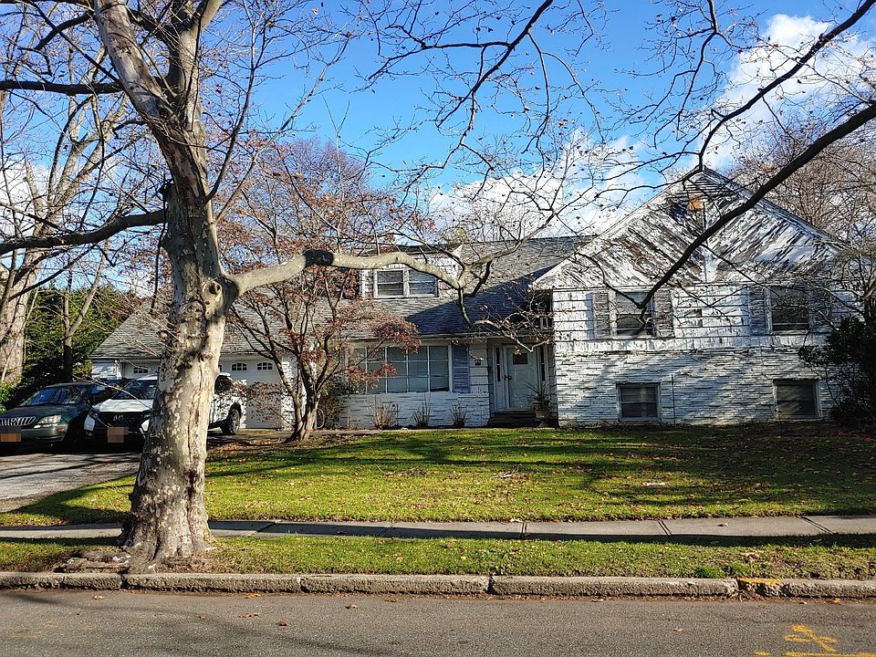 1st image of 16 Washington Ave S