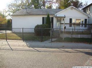 21 Clinton Ave, North Middletown, NJ 07748