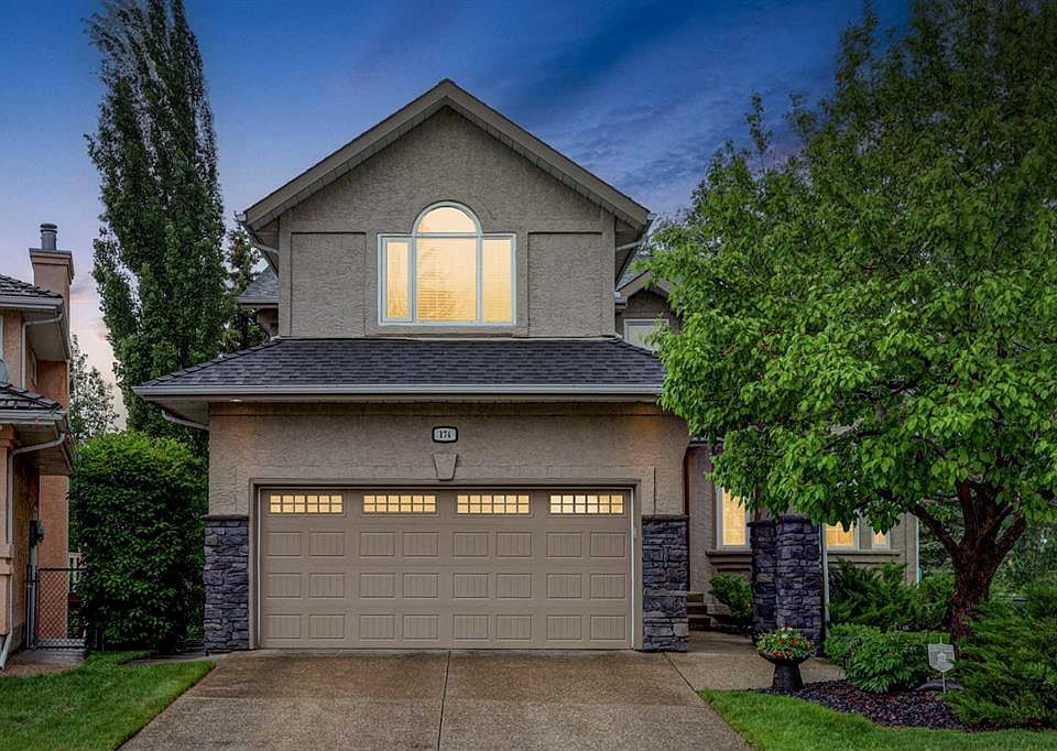 1st image of 174 Mount Robson Close SE