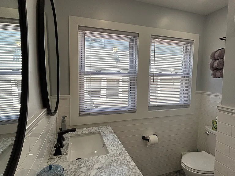 304 14th Ave — Photo 10