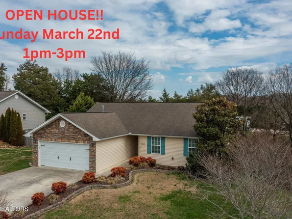 1010 Stones Throw Ln, Sevierville, TN 37876
