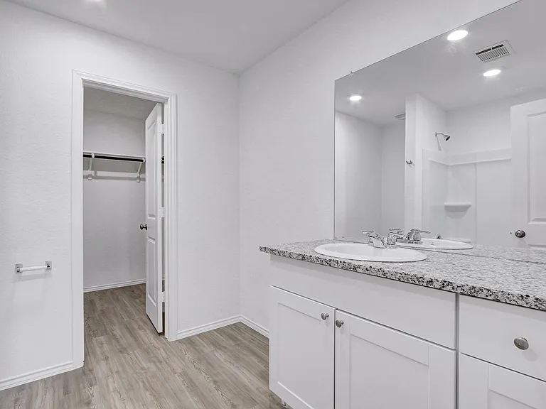 15003 Greenfield Ml — Photo 16