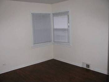 5th image of 6057 N Keeler Ave