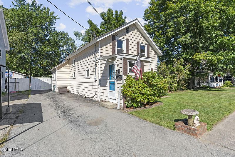 3rd image of 19 North Street